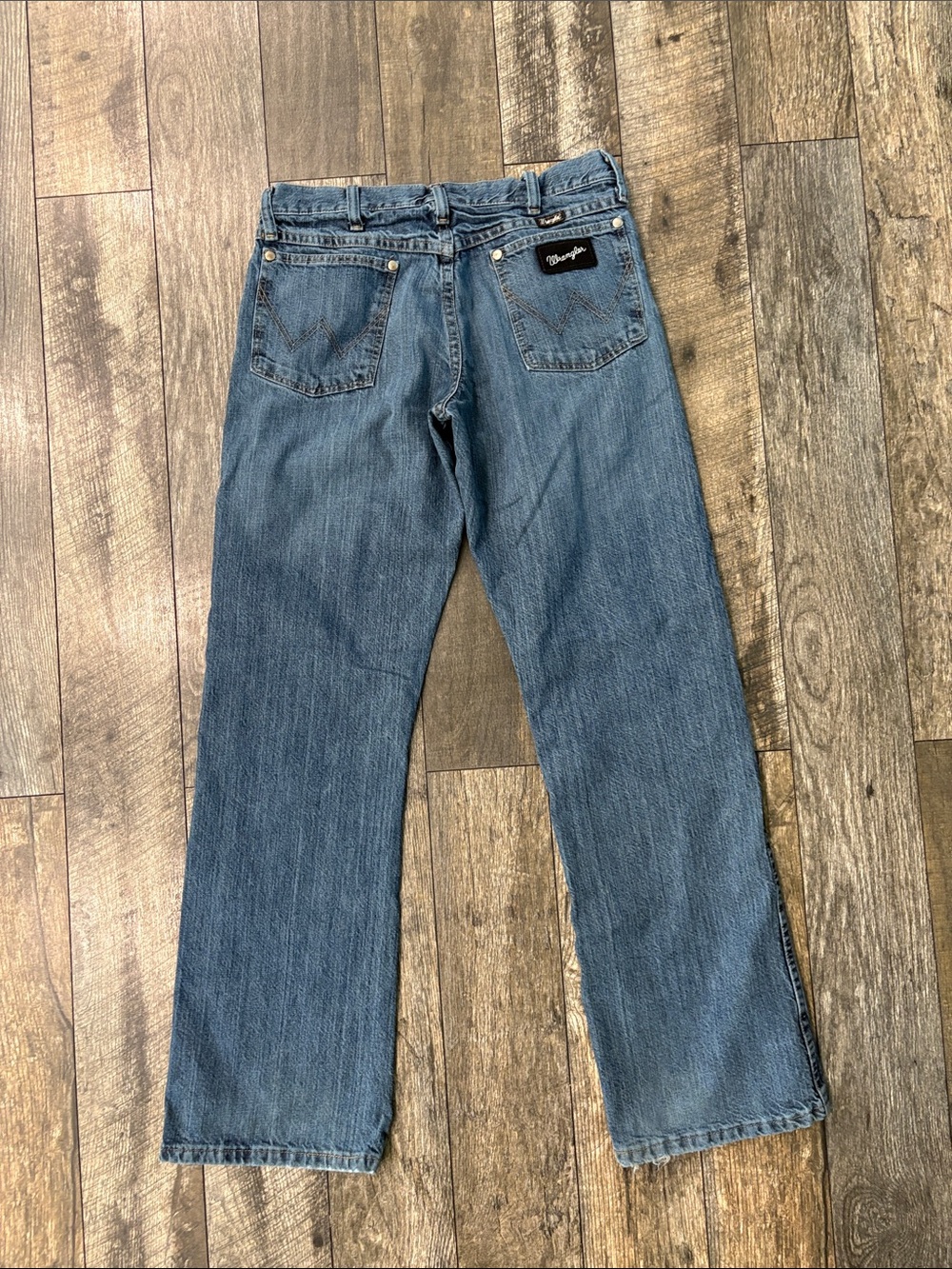 Wrangler Men's western cowboy. cut Jeans